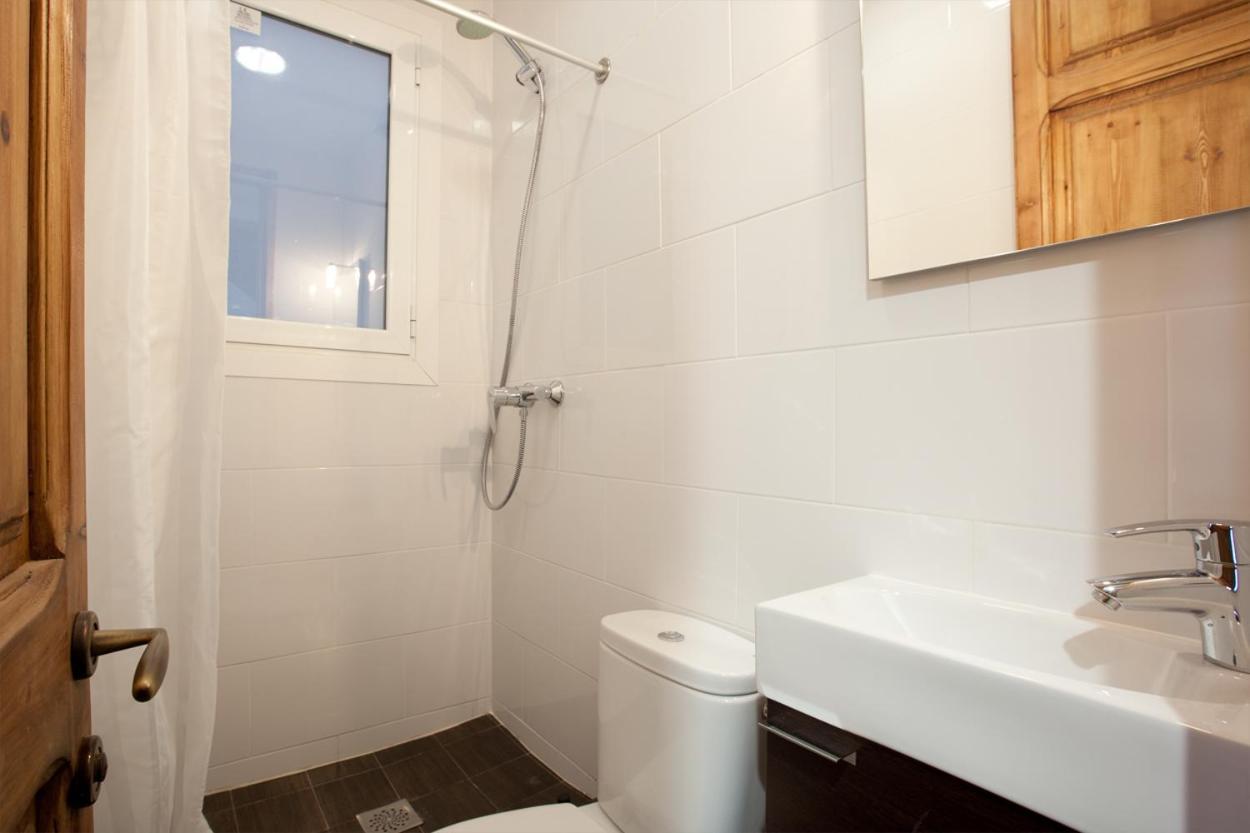 2-Bedroom Apartment For Families Barselona Dış mekan fotoğraf